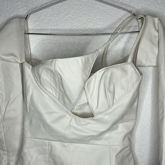 NWT CEREN OCAK Revolve Cut Out Dress in White Small Faux Leather - Picture 4 of 15